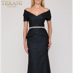 NWT never worn Terani couture navy off the shoulder dress. Size 14